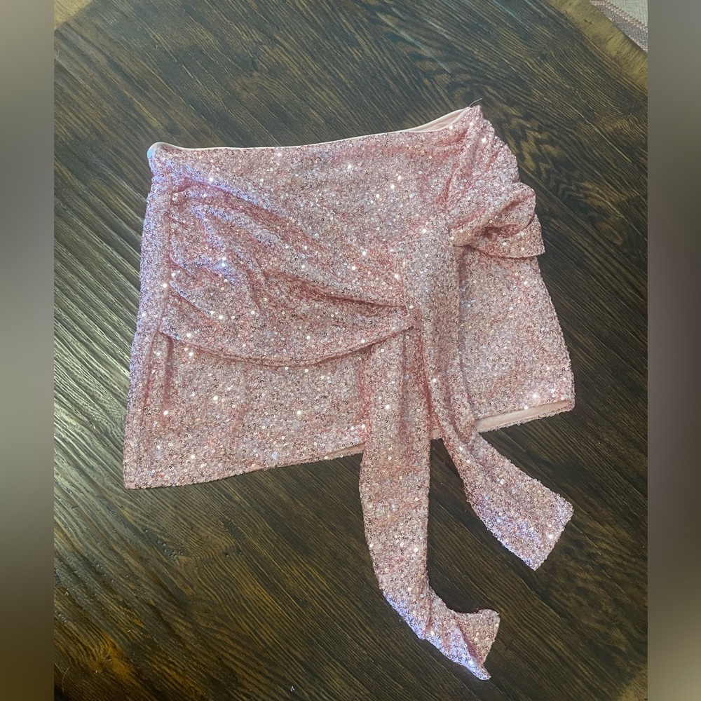 Vici Sequin skirt